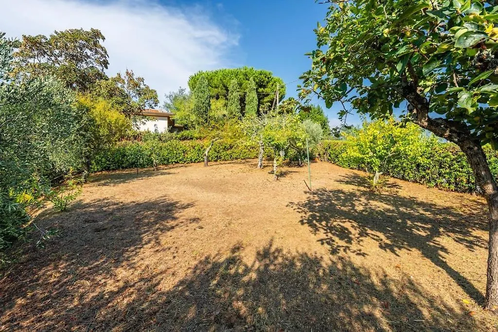 Вилла Casa Tramonto Mommio 0*,  Италия